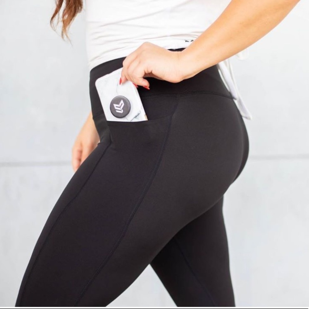 Black dream pocket leggings Strong Physiquez